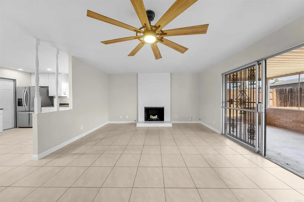 https://cdn.realtyfeed.com/cdn/127/307077842/ee8f3bdd78b0d10432af02cd695fbfd2.webp
