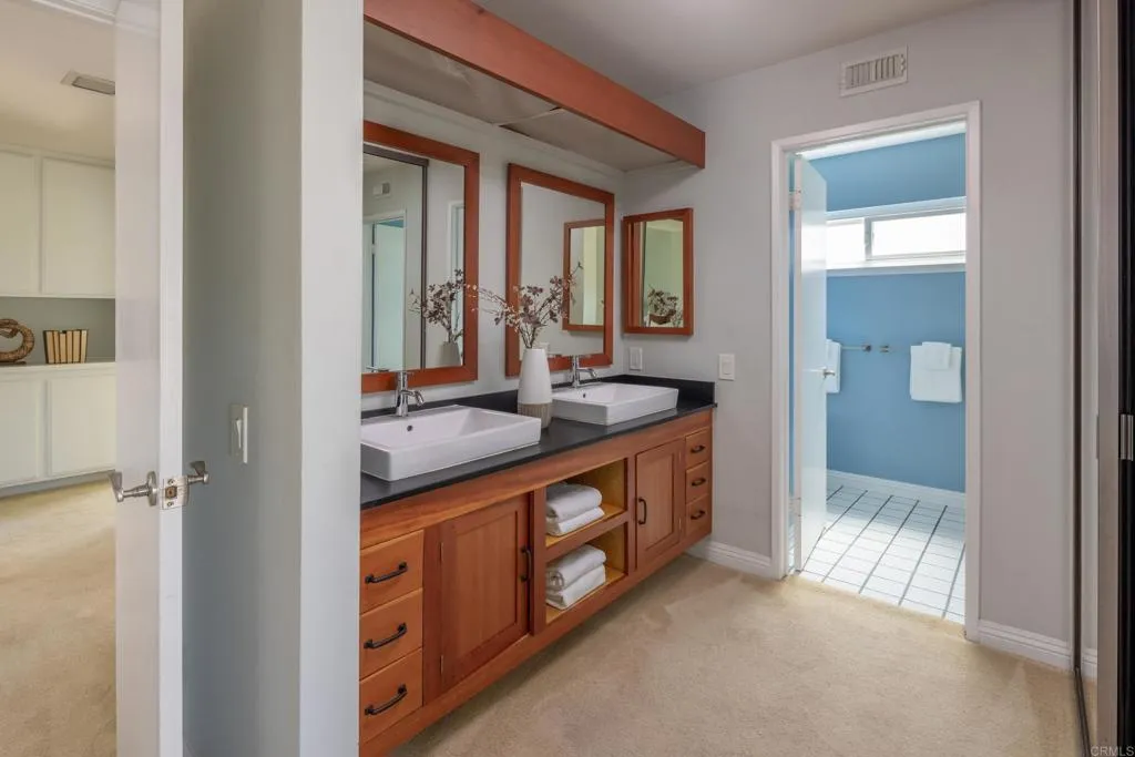 https://cdn.realtyfeed.com/cdn/127/307077907/2bb2591fba8f5c2faab293a1b9d62411.webp