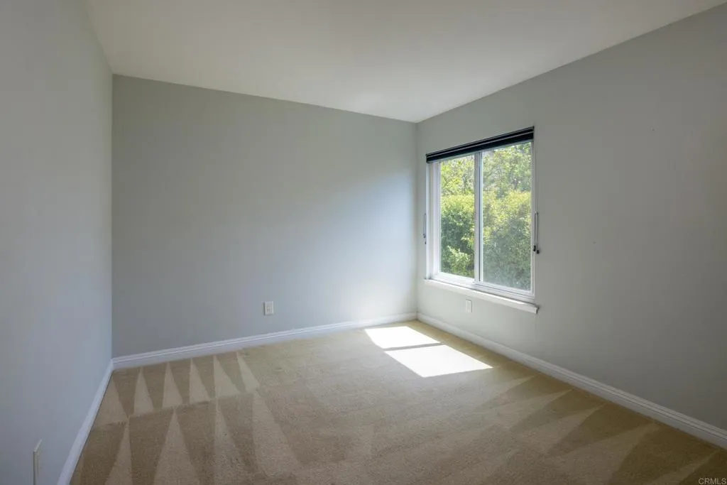 https://cdn.realtyfeed.com/cdn/127/307077907/57f3659baf37a30d7f49098902ea967c.webp
