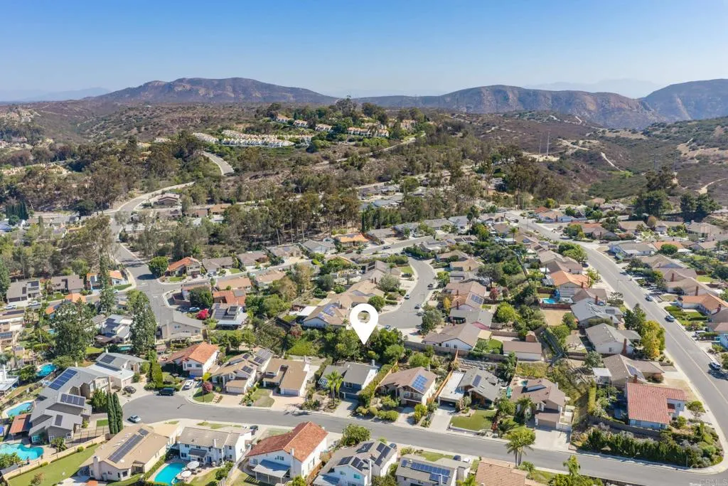 https://cdn.realtyfeed.com/cdn/127/307077907/93022f931f7661dcab5d61515c88e049.webp