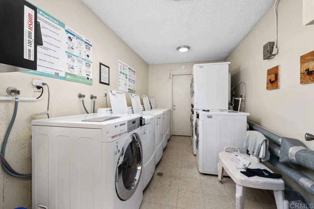 https://cdn.realtyfeed.com/cdn/127/307077911/904643060233312c7231096e0715b46f.webp