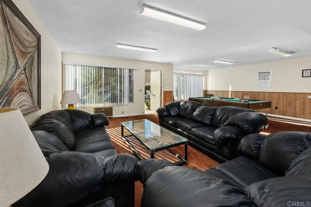 https://cdn.realtyfeed.com/cdn/127/307077911/cb4159e1fb9ecb910b07822b20ad7a6f.webp