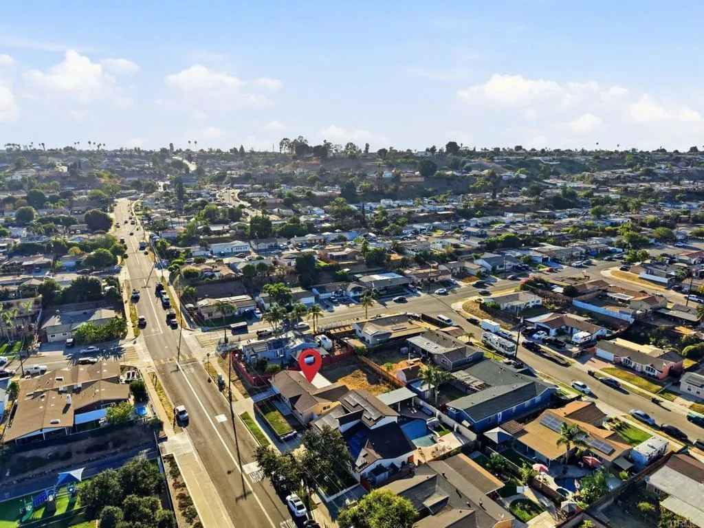https://cdn.realtyfeed.com/cdn/127/307077912/4974283d684999f36e992872976e48dc.webp