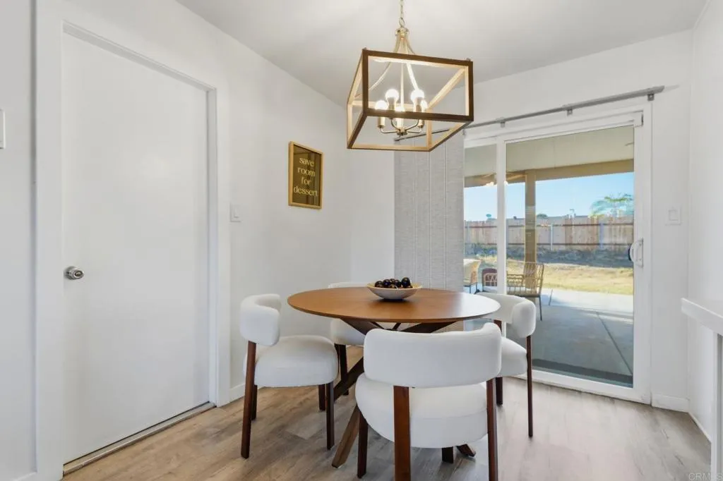 https://cdn.realtyfeed.com/cdn/127/307077912/4e944e7d96e93ea5f011fb8562aa6451.webp