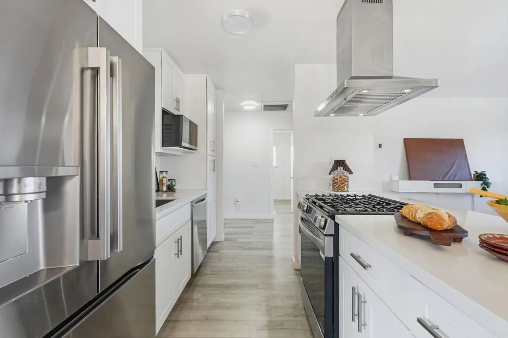 https://cdn.realtyfeed.com/cdn/127/307077912/94fbe88d7ef2ef1d13fd0cb75aaeb8d5.webp