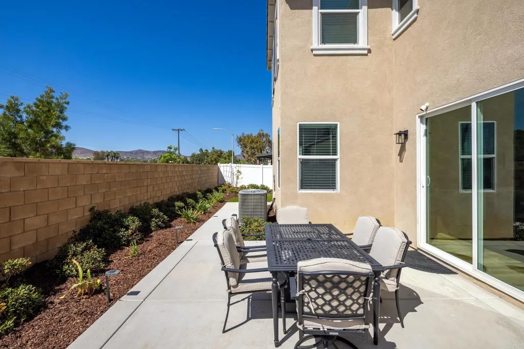 https://cdn.realtyfeed.com/cdn/127/307077922/0ecaae8f4df006d5e5722807c075e5c8.webp