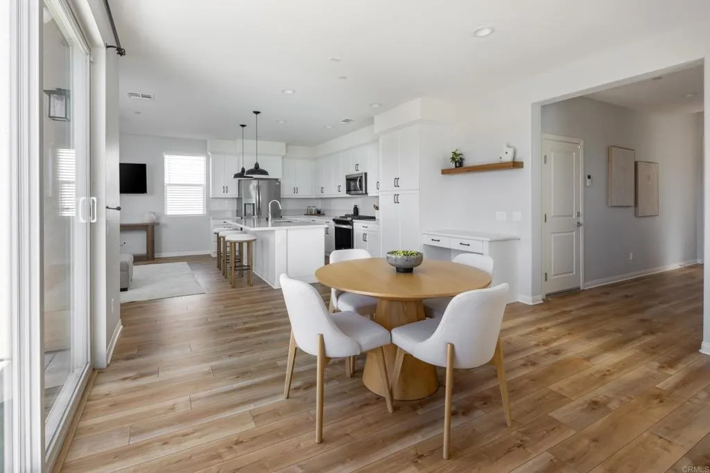 https://cdn.realtyfeed.com/cdn/127/307077922/584ee55c7151b8b6b8a944a4dd175504.webp