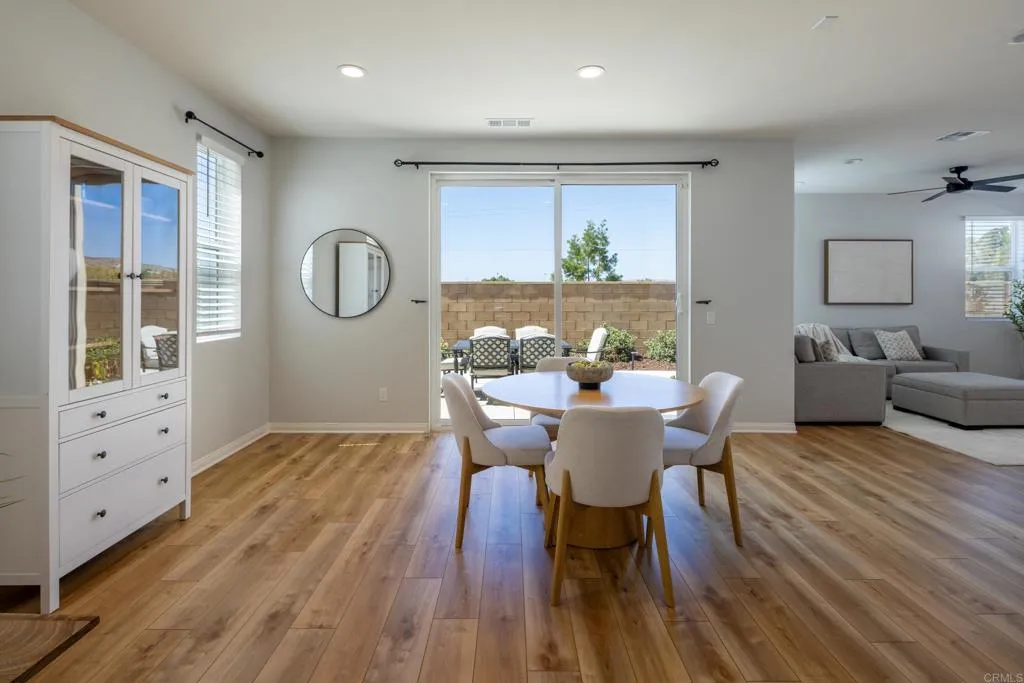 https://cdn.realtyfeed.com/cdn/127/307077922/7bfbfb1be9435b00532ff246a215f38a.webp