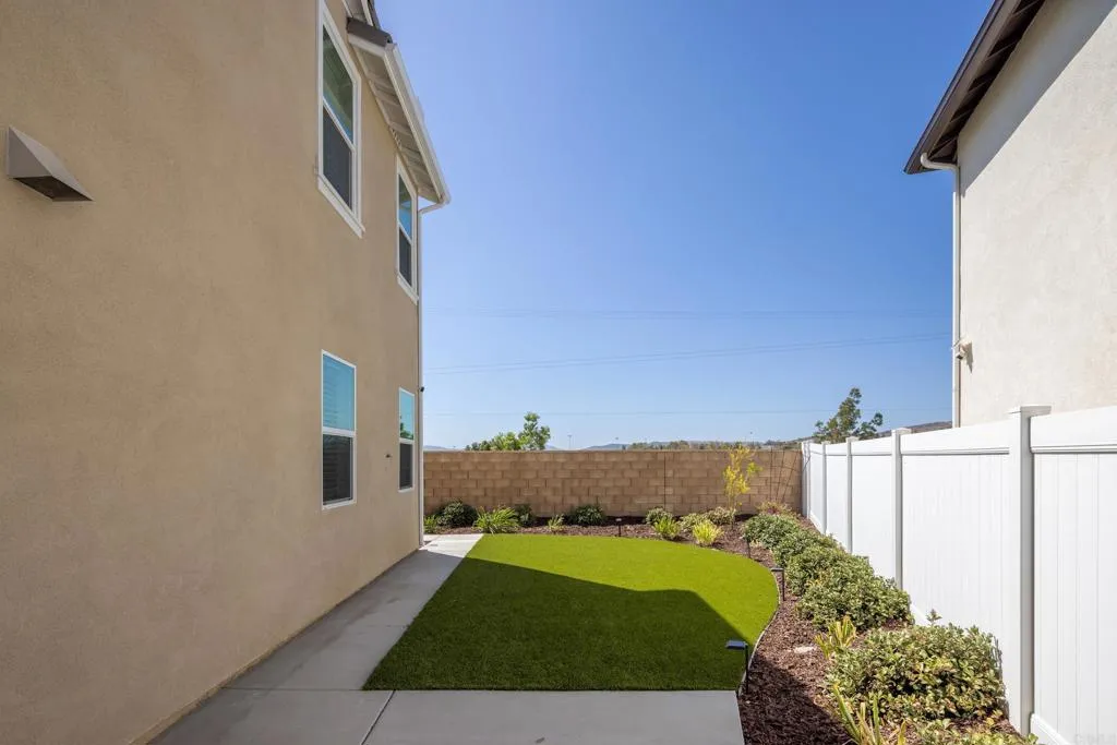 https://cdn.realtyfeed.com/cdn/127/307077922/d2d9cc72210a60bfe6739d0eda3c5f68.webp