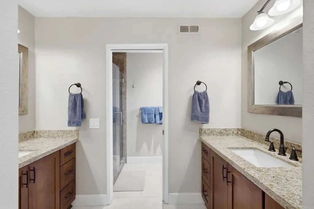 https://cdn.realtyfeed.com/cdn/127/307078004/71fd3e6bbb7b9e2ee1c1cb0a216c0e40.webp