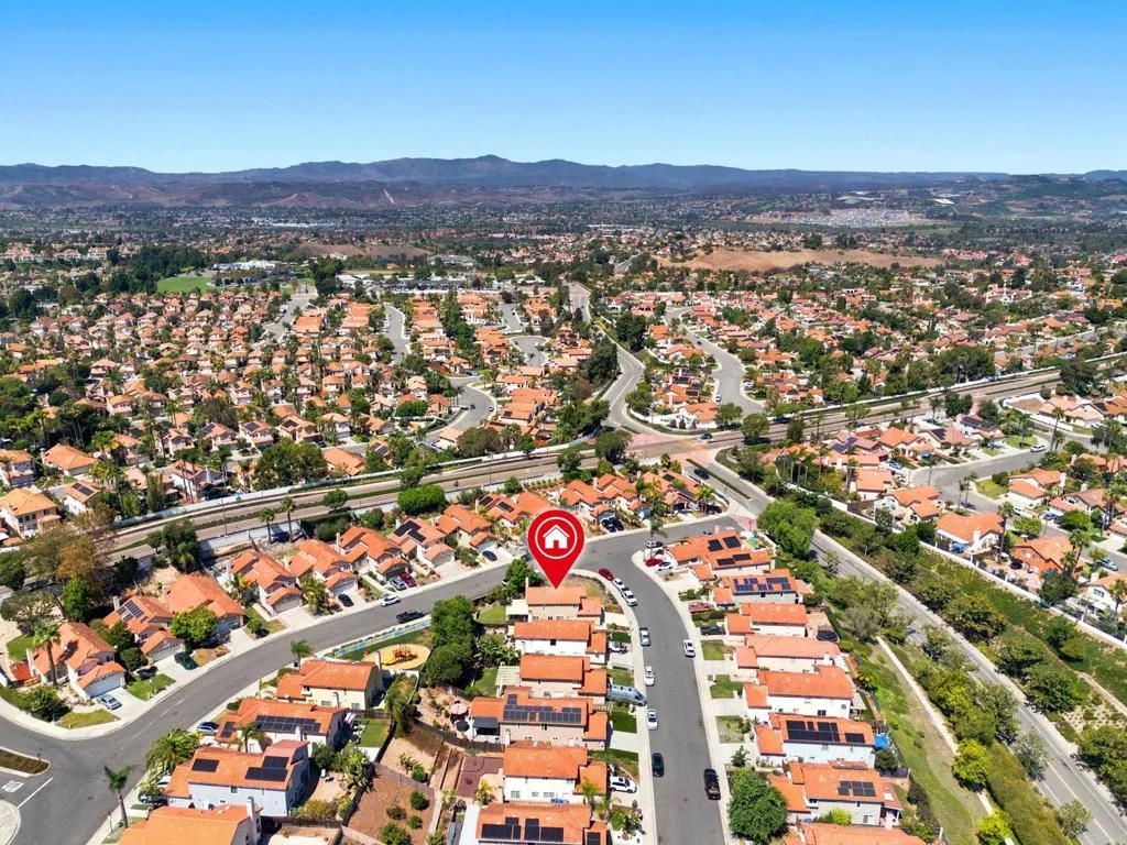 https://cdn.realtyfeed.com/cdn/127/307078004/c3f97066a7f541036f32265babc26441.webp