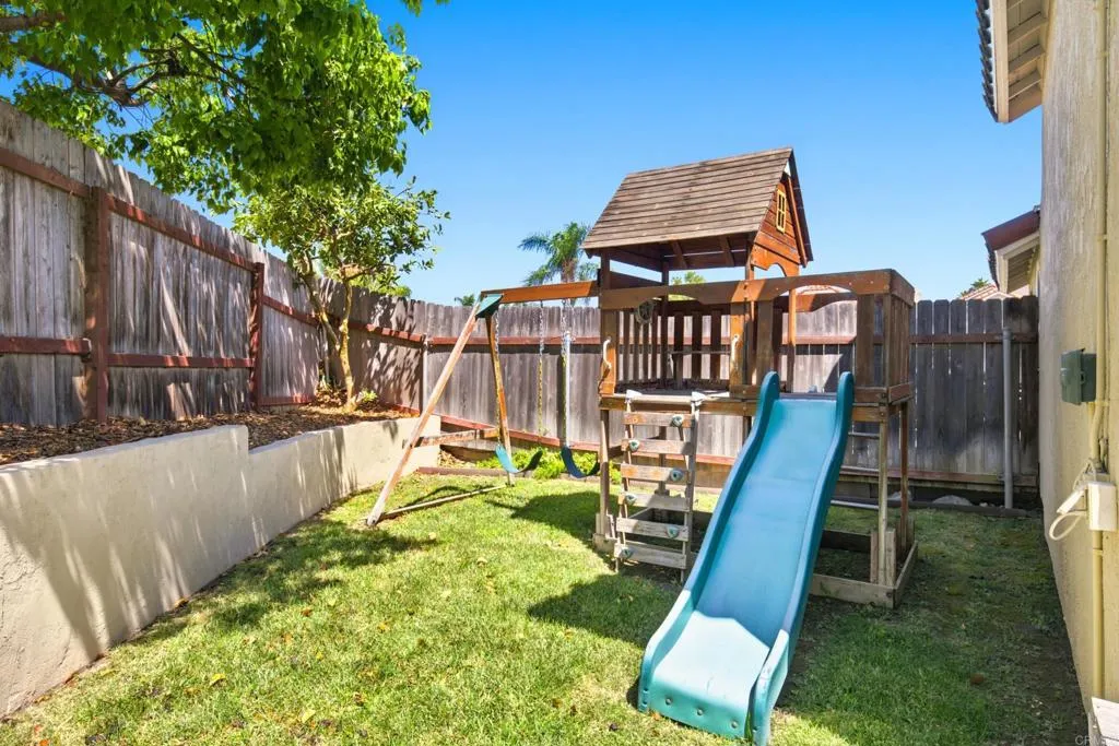 https://cdn.realtyfeed.com/cdn/127/307078004/e7bb7e5ab34a74094ea13854a93f68f2.webp