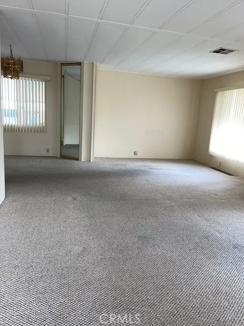 https://cdn.realtyfeed.com/cdn/127/307078023/077ae341c93d47110797a7aaeffb1178.webp