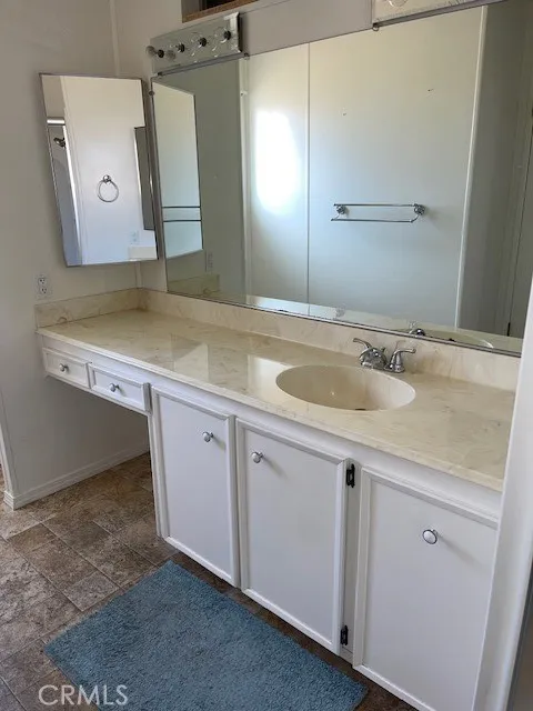 https://cdn.realtyfeed.com/cdn/127/307078023/371fd5ec27889e52957d9b9d1c108ce3.webp