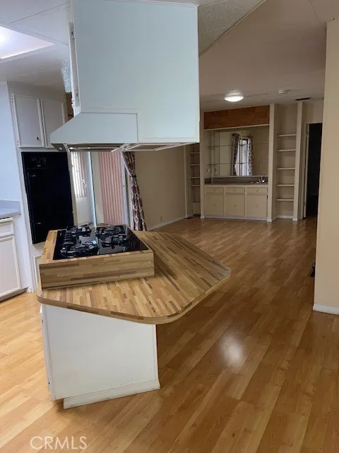 https://cdn.realtyfeed.com/cdn/127/307078023/c32b97a9246edfee73fde20d16dbc102.webp