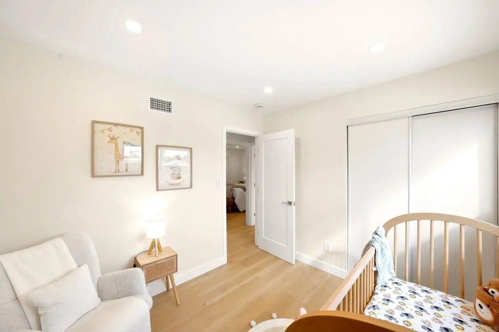 https://cdn.realtyfeed.com/cdn/127/307078035/25554a9c9dd376204b0cce72aef3429e.webp