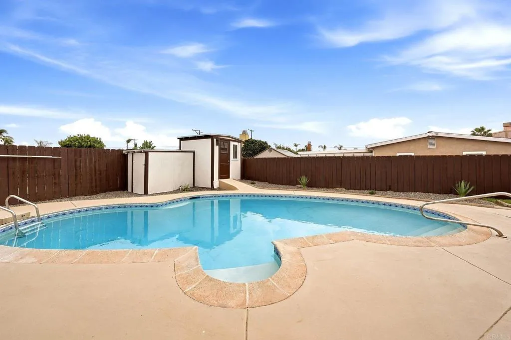 https://cdn.realtyfeed.com/cdn/127/307078035/d4aaf48dbdc1b1176f1bfeeafd53662f.webp