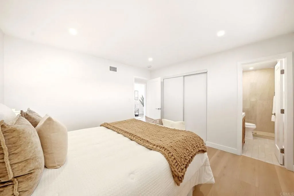 https://cdn.realtyfeed.com/cdn/127/307078035/f76987591924b2b4bc38c59673e282c6.webp