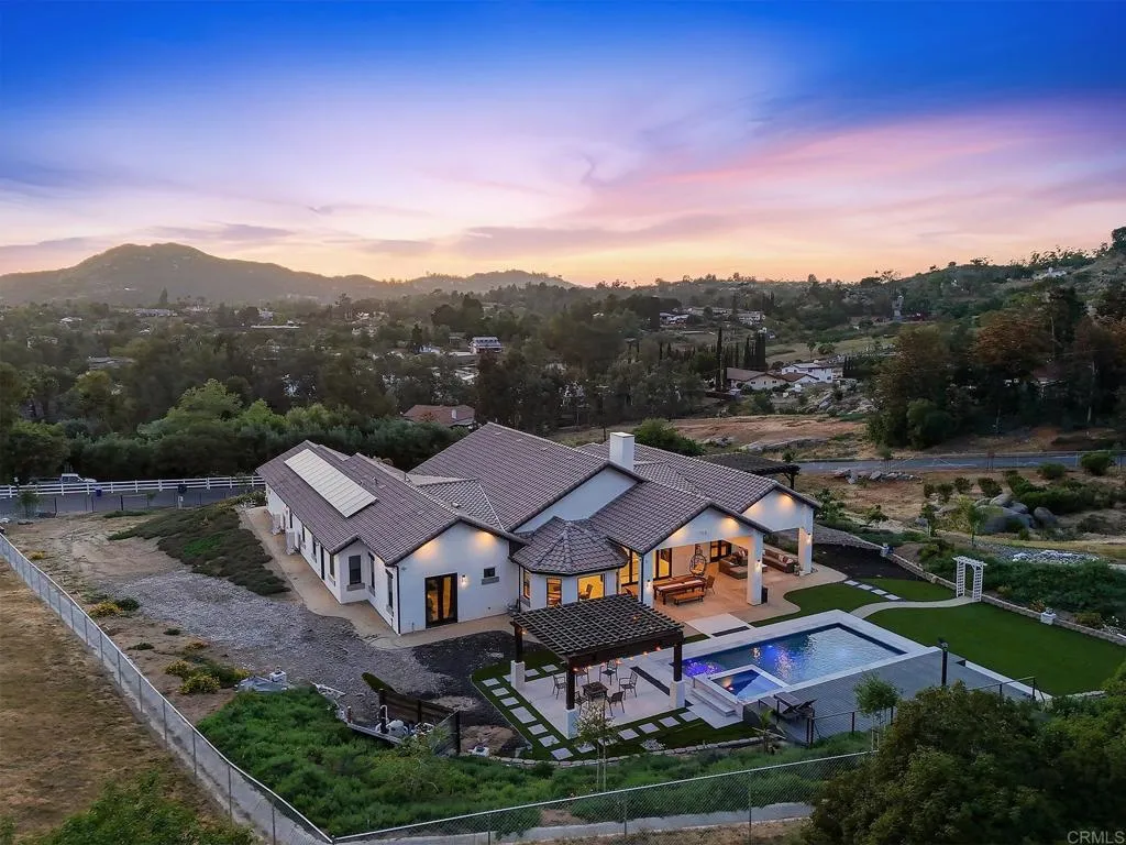 https://cdn.realtyfeed.com/cdn/127/307078084/32496678ba4c02586a59dbc4611c1b8a.webp