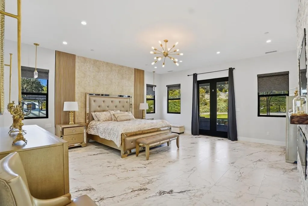 https://cdn.realtyfeed.com/cdn/127/307078084/6966f5fa08d76daf37c5fd7b86916f7f.webp