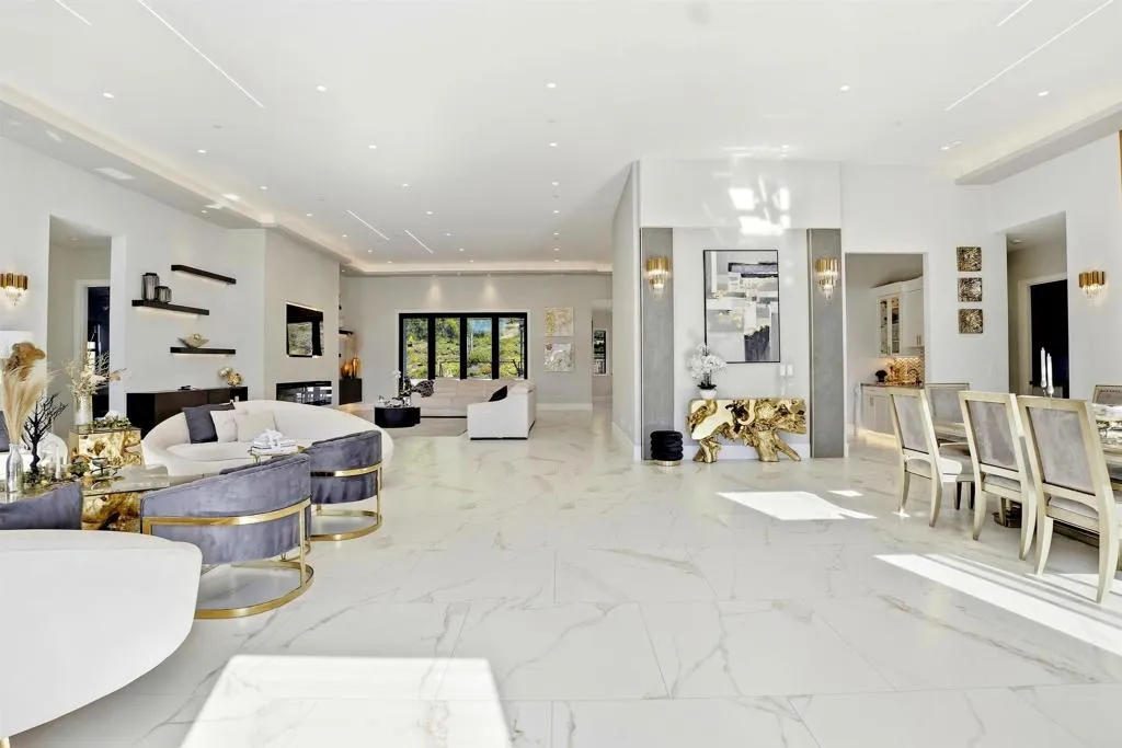 https://cdn.realtyfeed.com/cdn/127/307078084/a51382eca09e50e37f8db3d1fd7db25a.webp