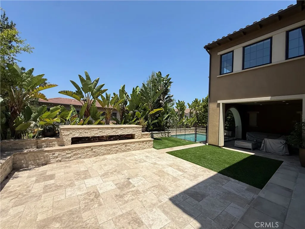 119 Gardenview