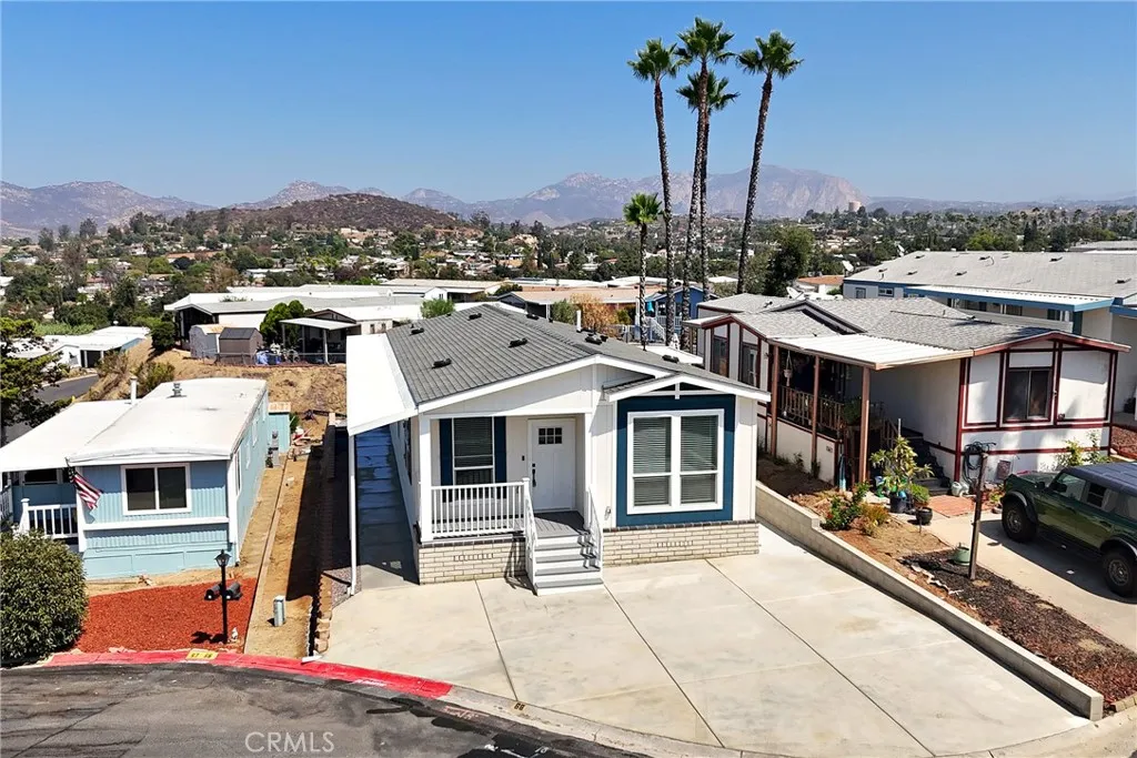 https://cdn.realtyfeed.com/cdn/127/307078138/47b7d42c1f077a6dc51eb78a641ee2cc.webp