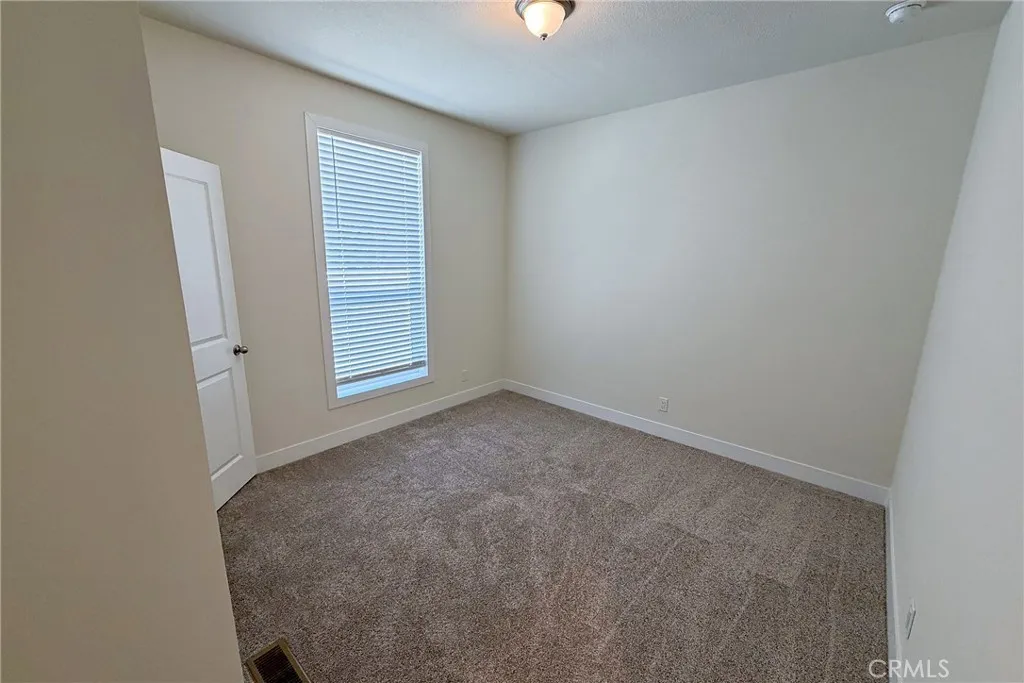 https://cdn.realtyfeed.com/cdn/127/307078138/6eed9bc7446d54efa27969155e537ac1.webp