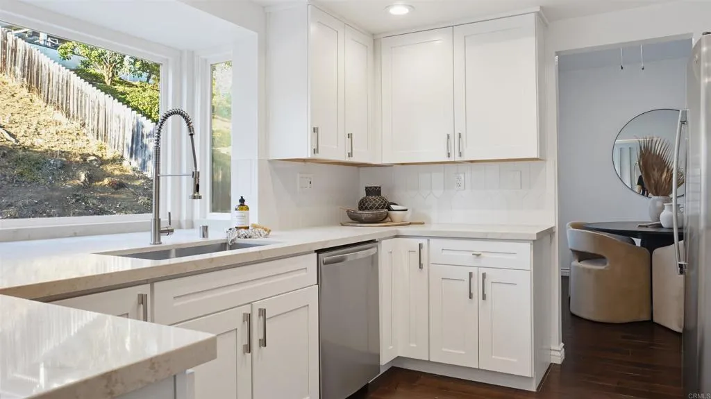 https://cdn.realtyfeed.com/cdn/127/307078151/6886da2f3aaafd9d5288523d8ae29146.webp