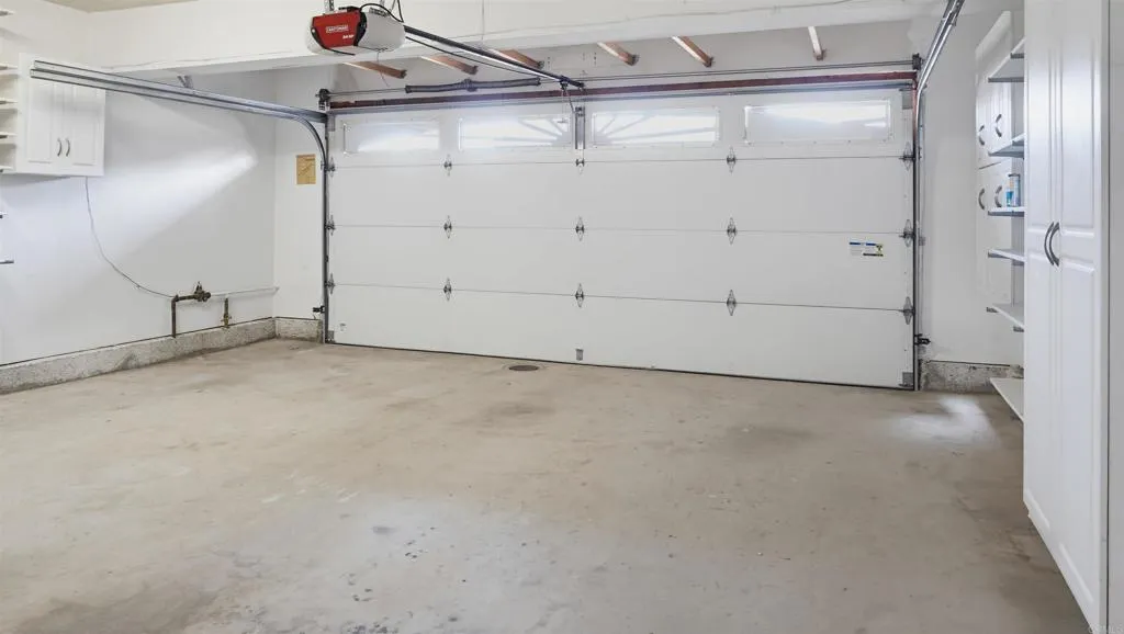 https://cdn.realtyfeed.com/cdn/127/307078151/bed1c0473f2c5f5c0f1e06e34bfca227.webp