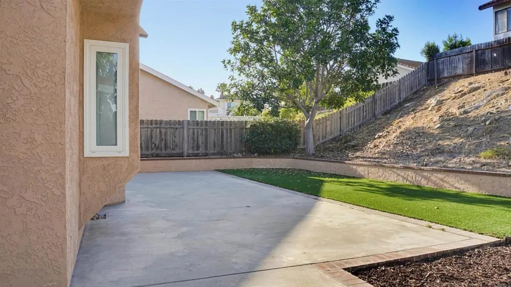 https://cdn.realtyfeed.com/cdn/127/307078151/fe49e6397e05ea7e1619c35bb2dcc040.webp
