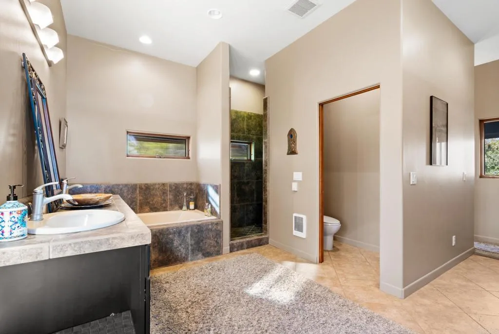 https://cdn.realtyfeed.com/cdn/127/307078177/bc322df3b69f80fab0796649b6c72e57.webp