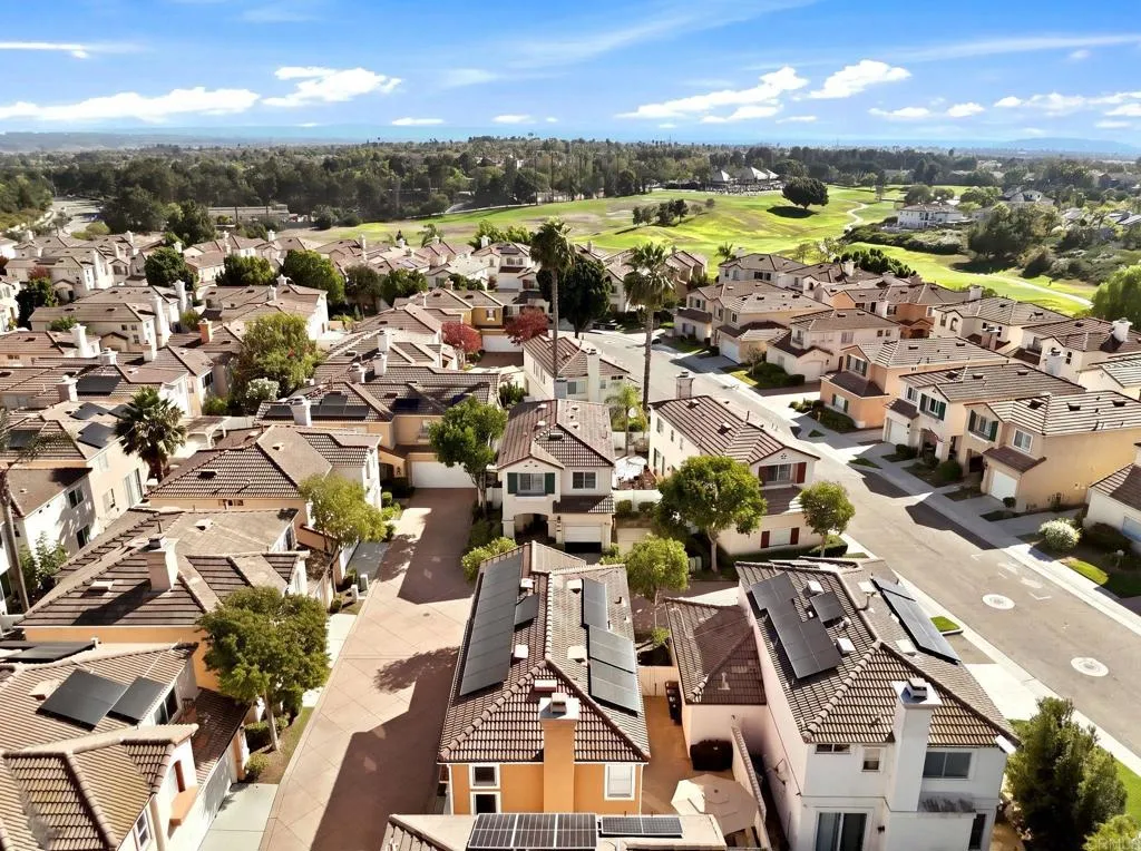 https://cdn.realtyfeed.com/cdn/127/307078210/0ca2e334a86d62efd871b5a717d08145.webp