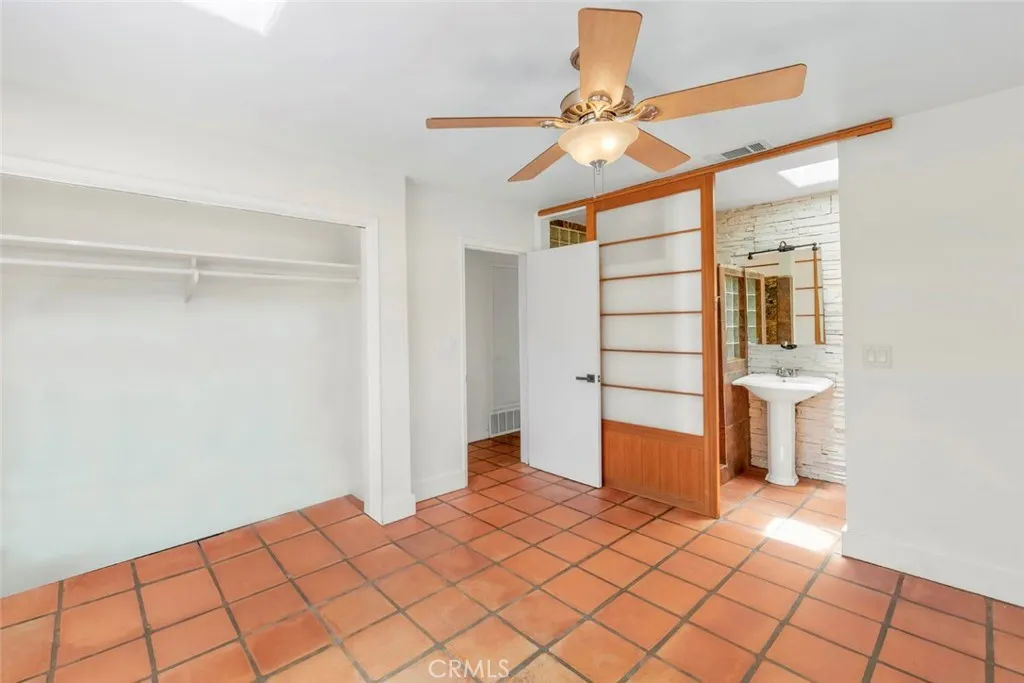 https://cdn.realtyfeed.com/cdn/127/307078262/18e29888a103a4947ac74c8047418c9c.webp