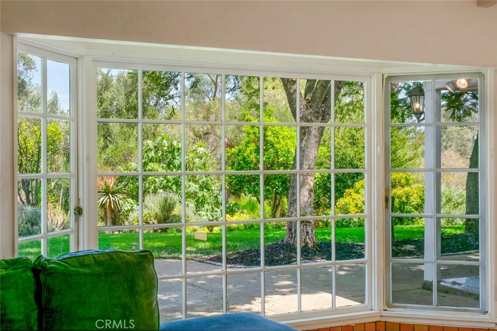 https://cdn.realtyfeed.com/cdn/127/307078262/281a66b44a2f7d7254587d698aa6e7c2.webp