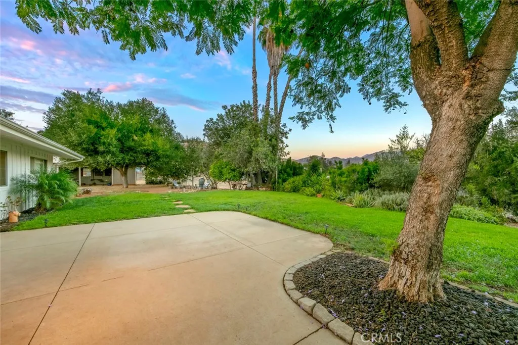 https://cdn.realtyfeed.com/cdn/127/307078262/2ea61f190adba36072627922f68af0fc.webp