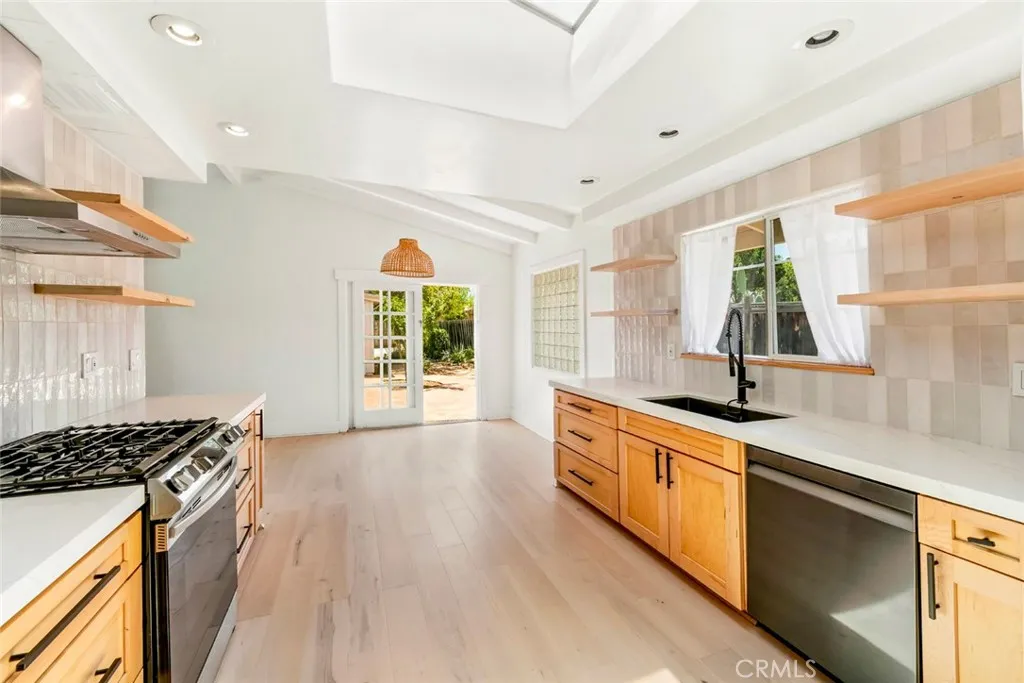 https://cdn.realtyfeed.com/cdn/127/307078262/c06d2f964b929241c95cd7c300ff19be.webp