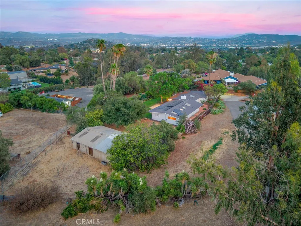 https://cdn.realtyfeed.com/cdn/127/307078262/ff17ea62f0ee02247db1baefde8cdf19.webp