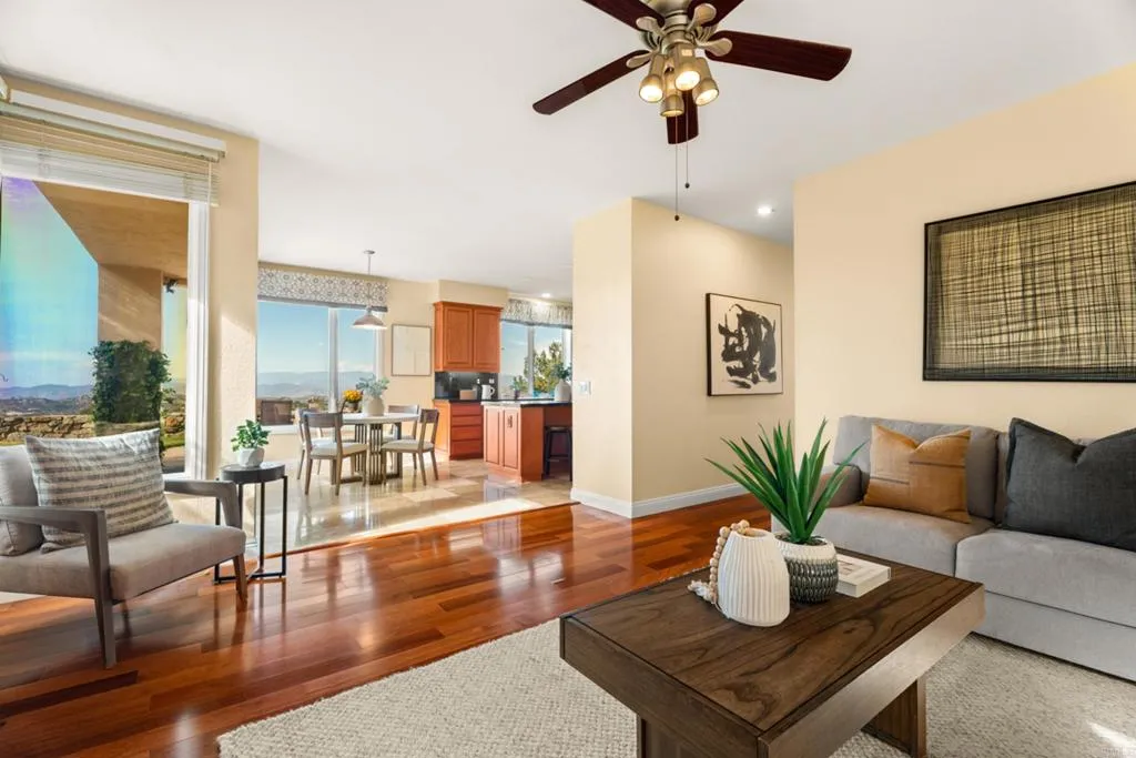 https://cdn.realtyfeed.com/cdn/127/307078272/156b954eb11adf98181e1163270b2318.webp