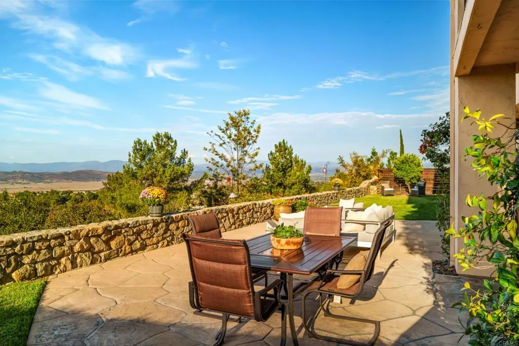 https://cdn.realtyfeed.com/cdn/127/307078272/15c19913fcb701f084c3c1f8f7f5c084.webp