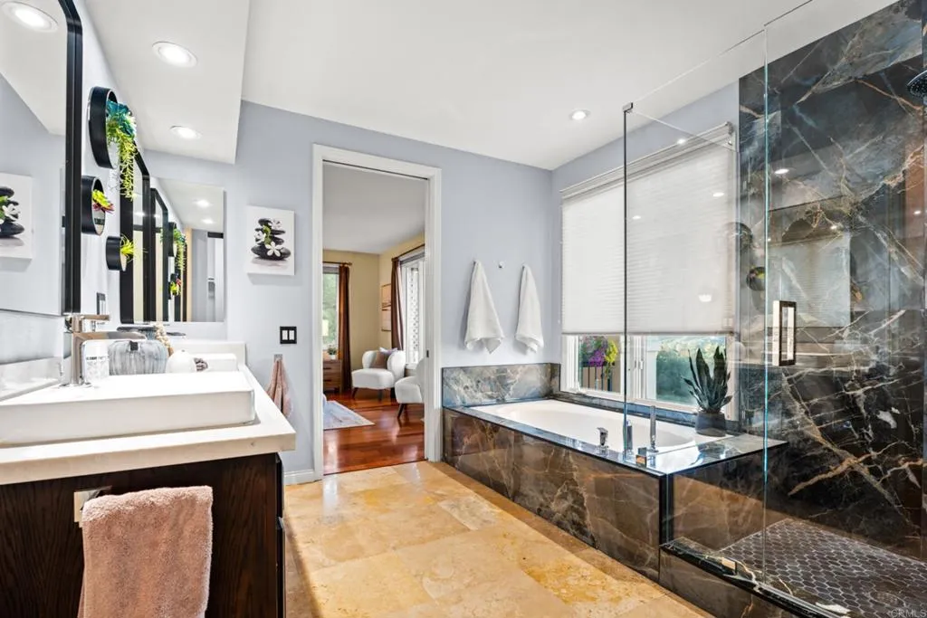 https://cdn.realtyfeed.com/cdn/127/307078272/8444d3e28b2427cb4ec552aaac39af33.webp