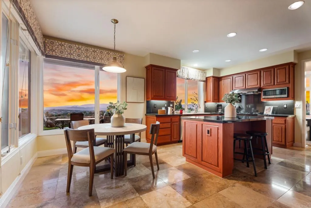 https://cdn.realtyfeed.com/cdn/127/307078272/dc6dfe11d324f6f86826ad2656e15f64.webp