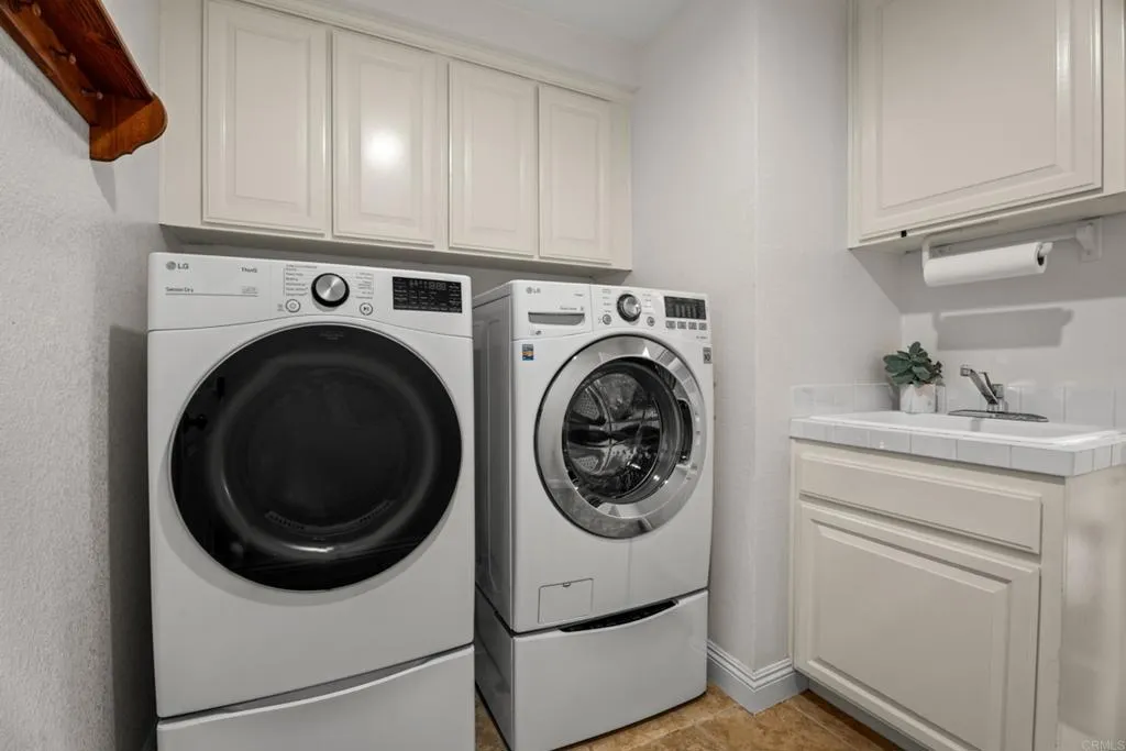 https://cdn.realtyfeed.com/cdn/127/307078272/dc8519f93e9f96ef055758255af684a3.webp