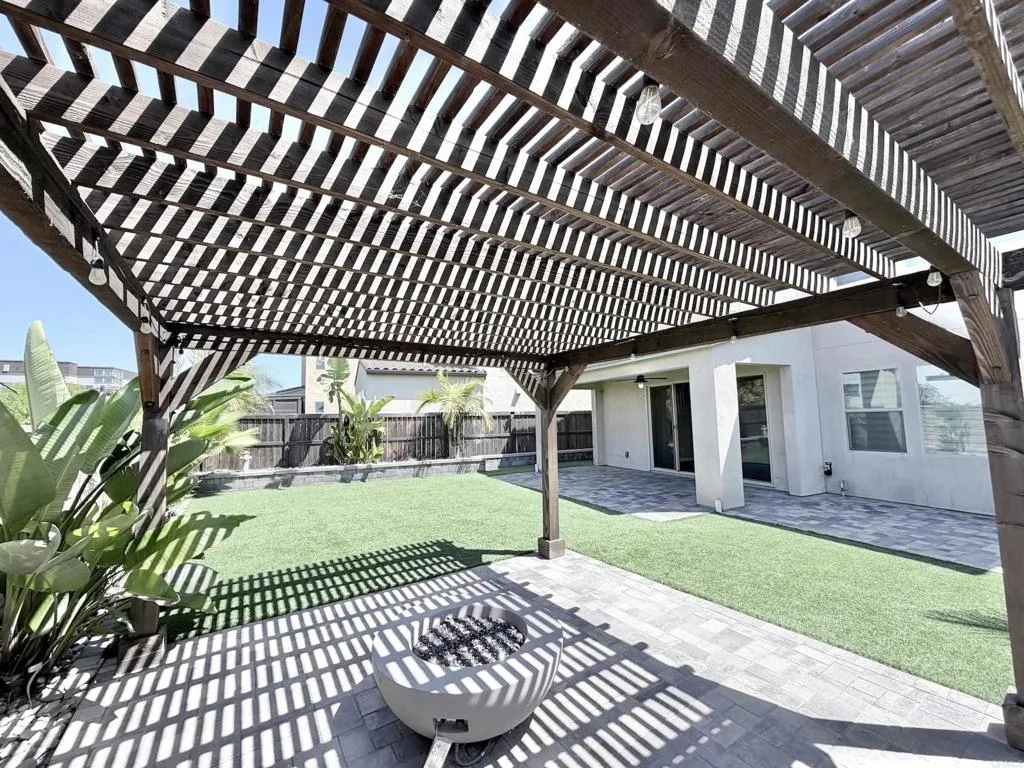 https://cdn.realtyfeed.com/cdn/127/307078318/44c63773cf8e7930babe23d80385a39f.webp