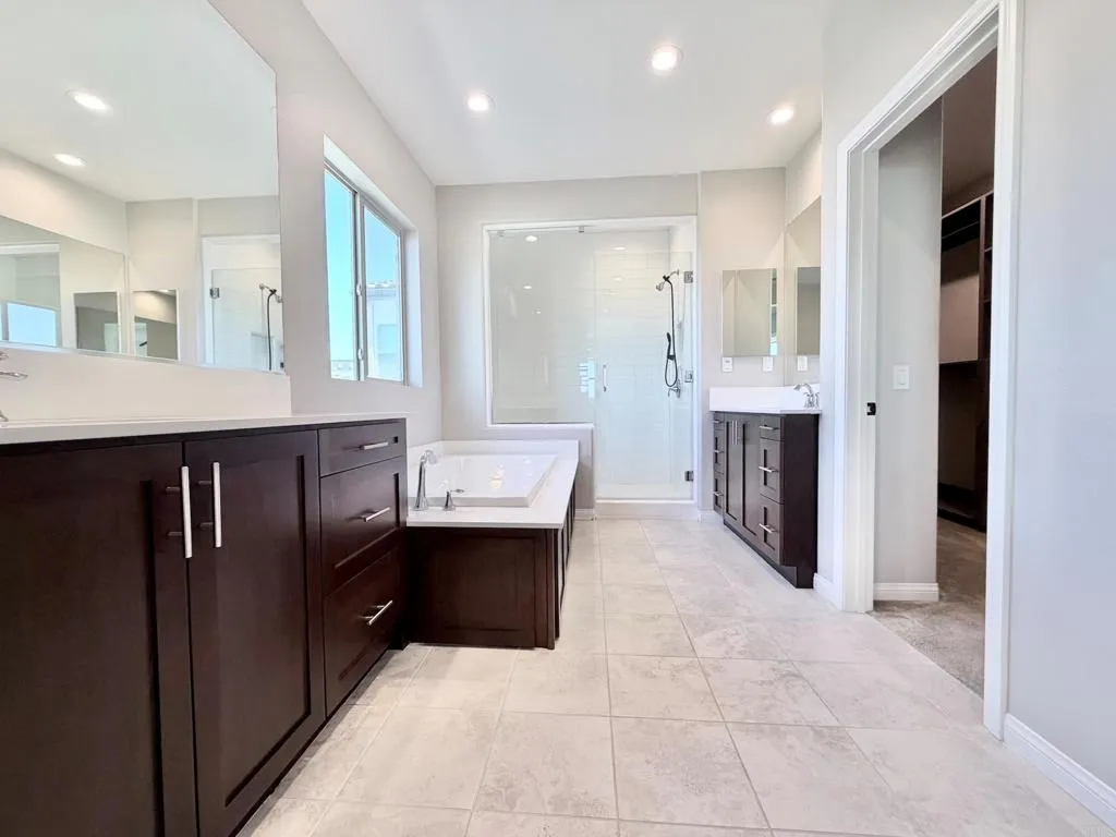 https://cdn.realtyfeed.com/cdn/127/307078318/a63bfa984be2c2302c52ddcf2dd9c83d.webp