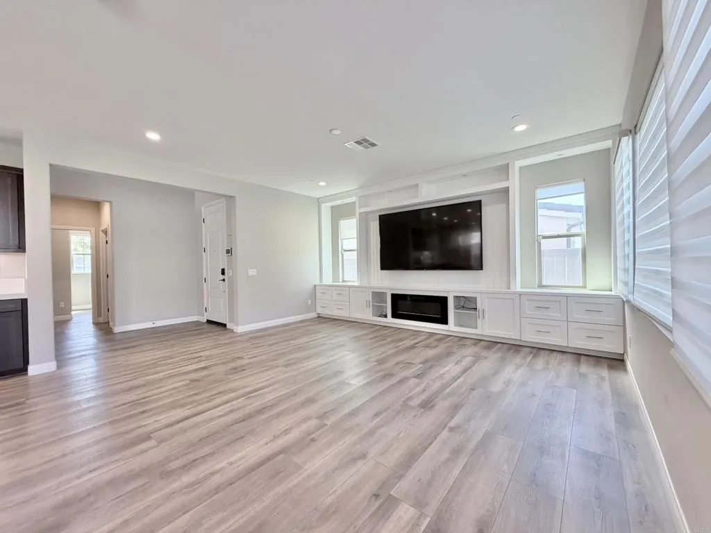 https://cdn.realtyfeed.com/cdn/127/307078318/c0987b17e0e6b0f08cdc473a67242a37.webp