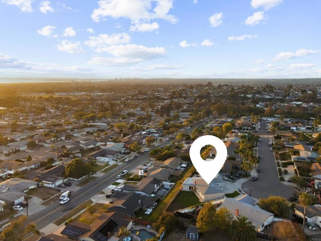 https://cdn.realtyfeed.com/cdn/127/307078327/da4d9b3b8eda2743fec181cb1de02d7d.webp