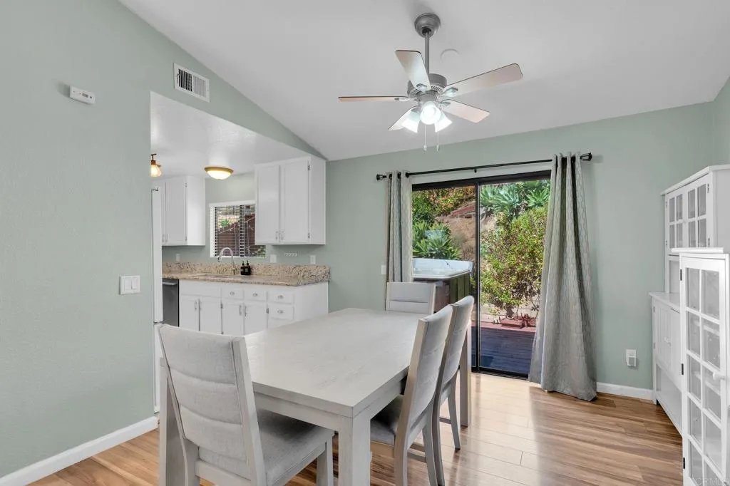 https://cdn.realtyfeed.com/cdn/127/307078360/5e36e8d27701d67793047a24774455e9.webp