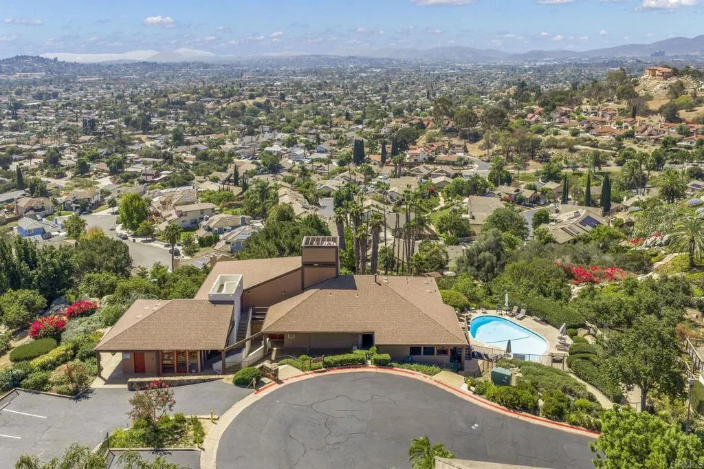 https://cdn.realtyfeed.com/cdn/127/307078360/94e05b0d800896fdbe62a8ad7a3d4e5f.webp