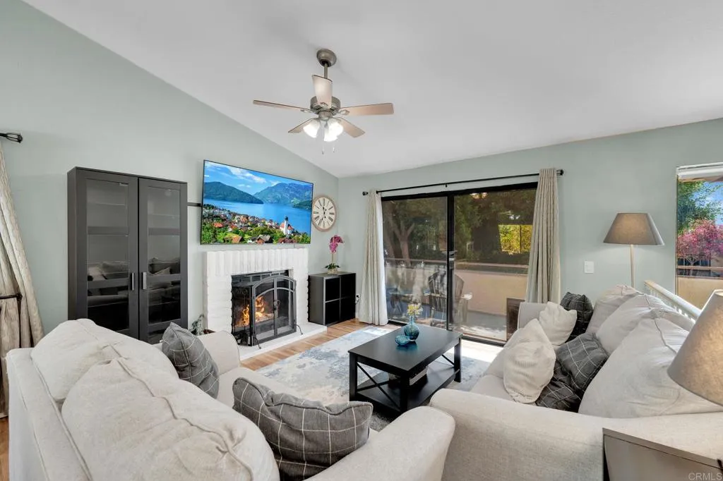 https://cdn.realtyfeed.com/cdn/127/307078360/bc3c774a32f6e72b529eea32ef0b3a4e.webp